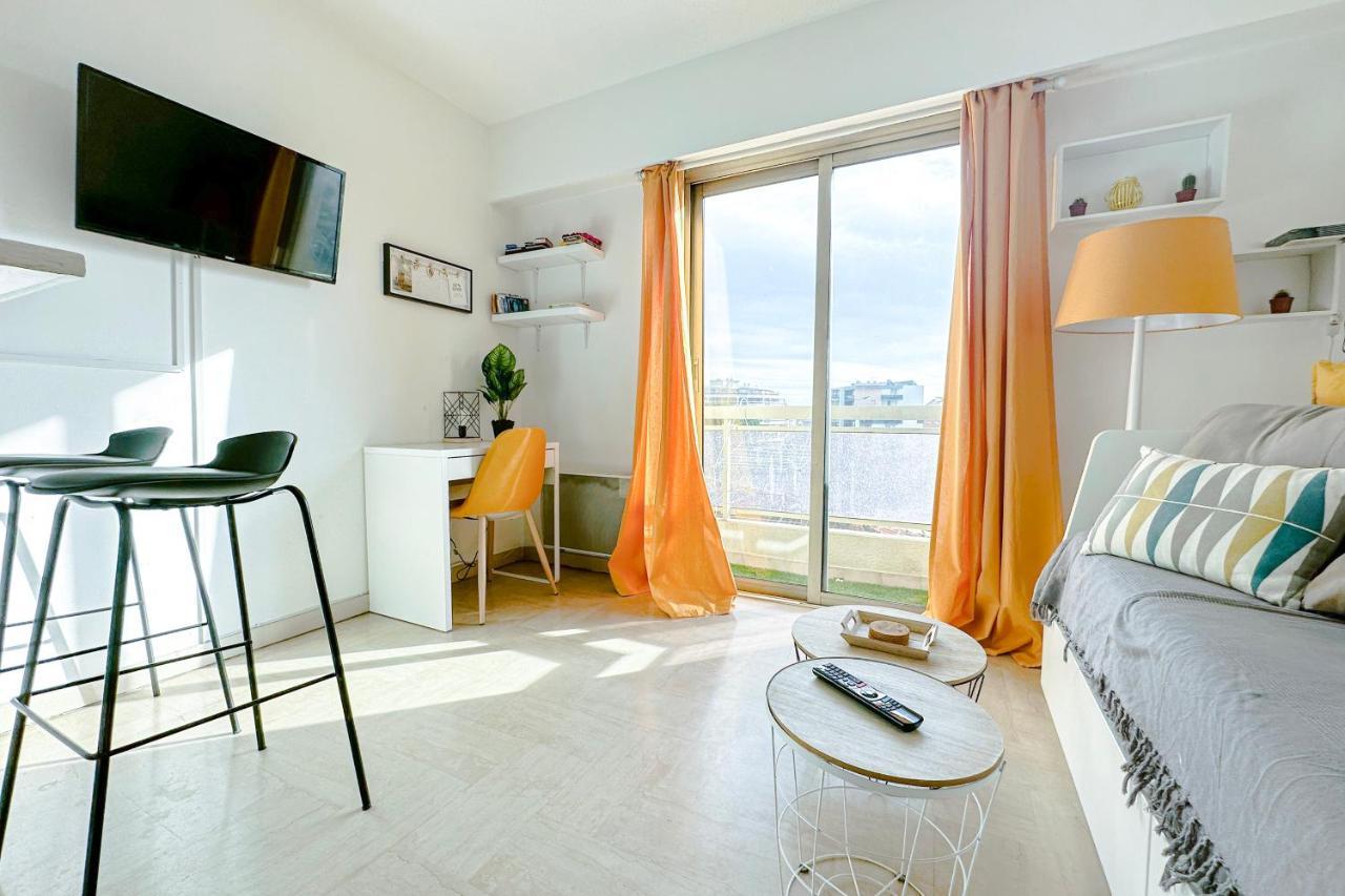 Guignon - Apart Sunny Comfort Close To The Port & Station أنتيب المظهر الخارجي الصورة
