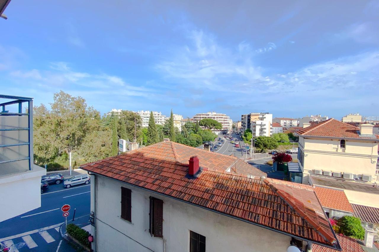 Guignon - Apart Sunny Comfort Close To The Port & Station أنتيب المظهر الخارجي الصورة